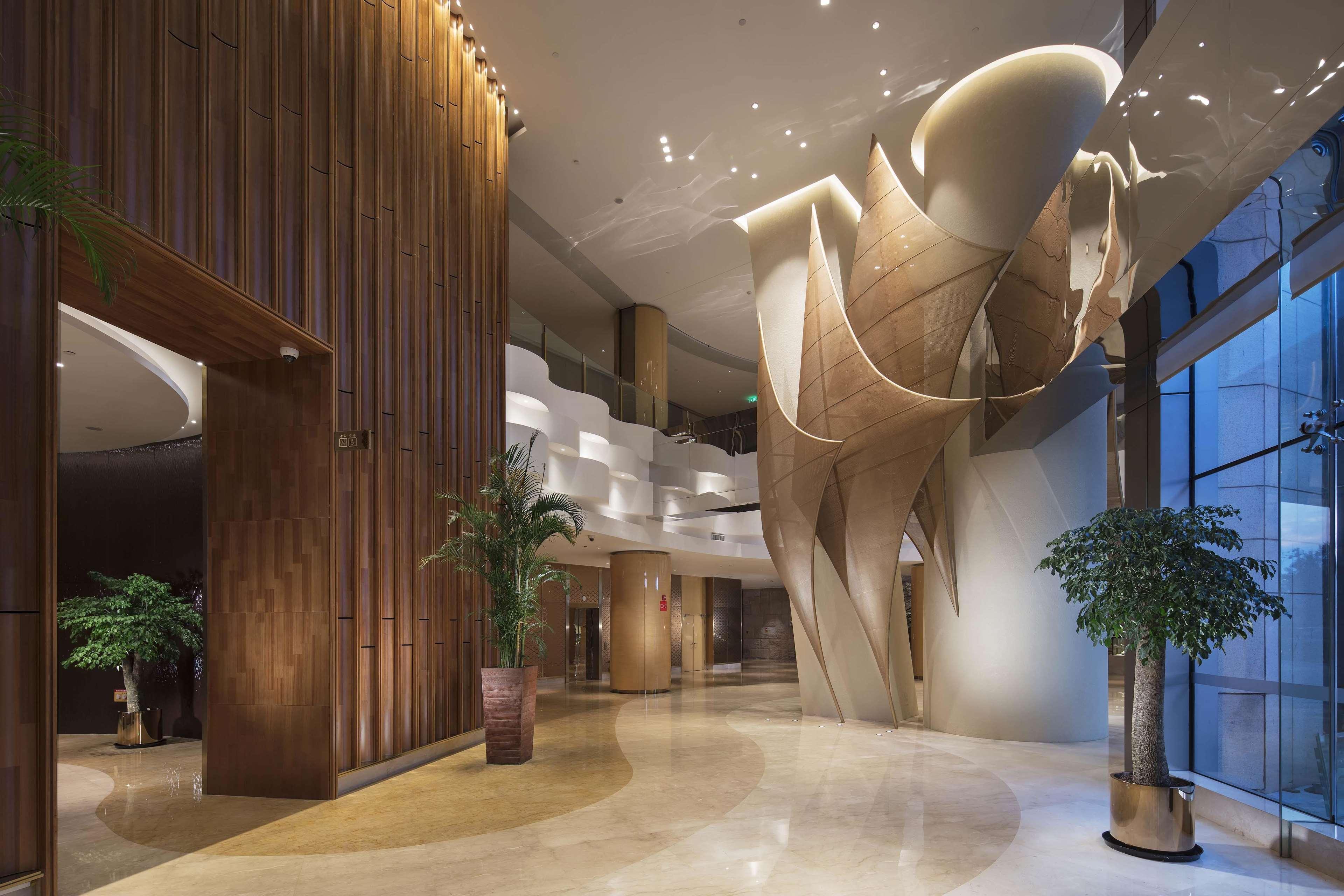 Hilton Yantai Hotel Exterior photo