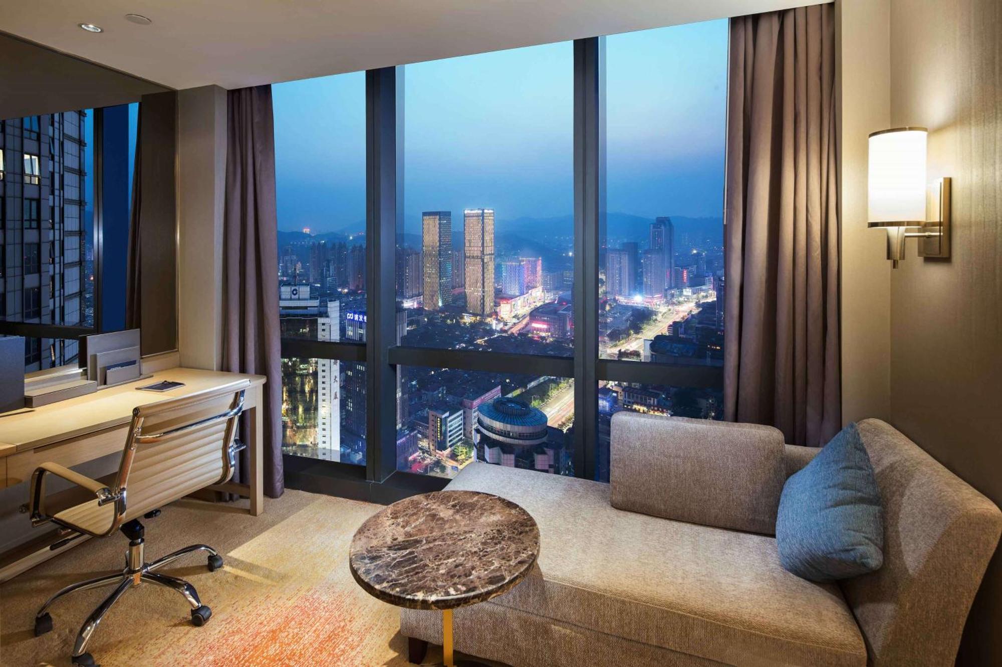 Hilton Yantai Hotel Exterior photo
